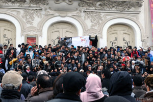 sit in del Fronte Popolare nel 2013 per chiedere la dissoluzione dell'Assemblea nazionale Costituente Crédit photo. Babnet